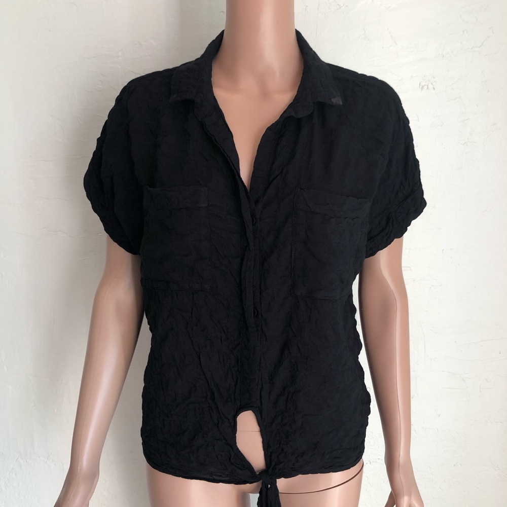 Anthropologie Cloth & Stone Liya Tie Front Black Crape Blouse Women’s Size M Top
